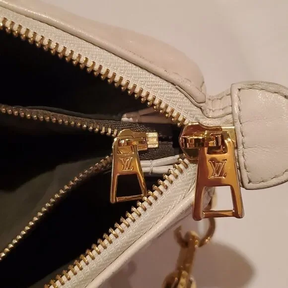 Authentic LOUIS VUITTON COUSSIN PM-Cream! - Picture 8 of 17